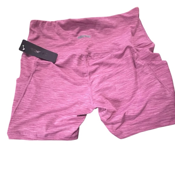 Ododos athletic shorts size XL  US - Picture 5 of 10